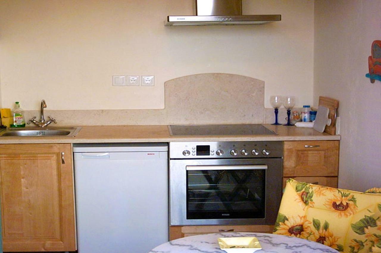 Lemoni Apartments Пелекас Екстер'єр фото